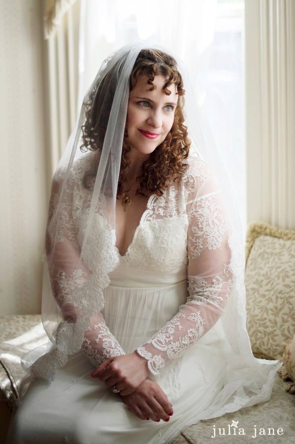 Romantic Wedding Photography by Connecticut Wedding Photographer Julia Jane Studios  